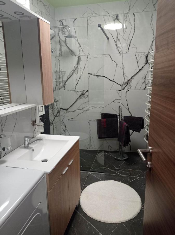 Aby Apartment Славонски брод Екстериор снимка