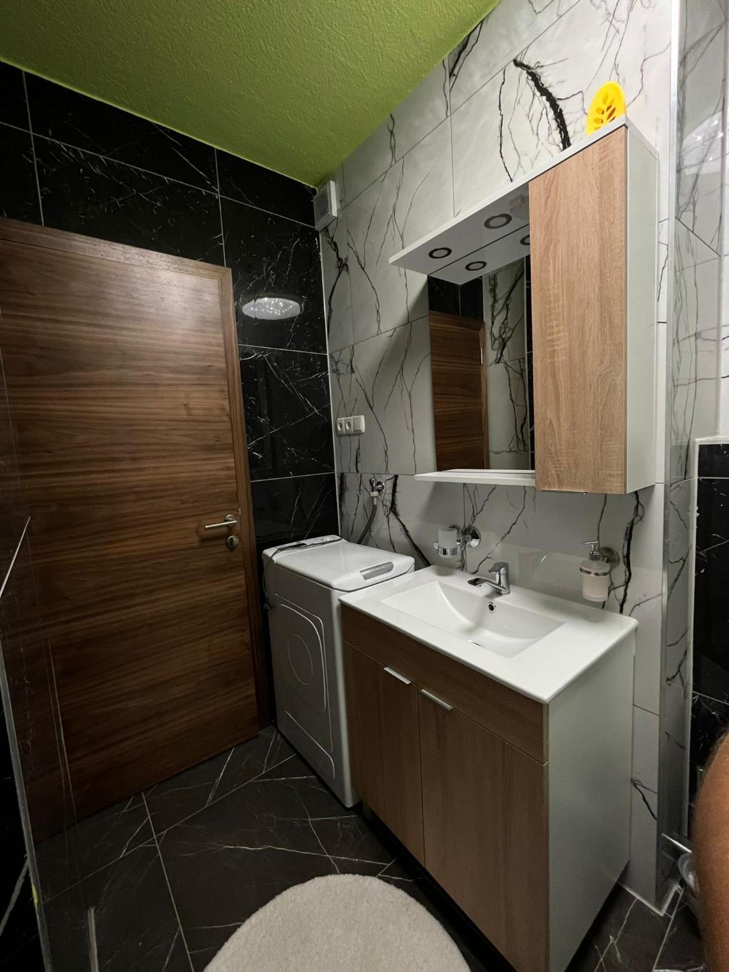 Aby Apartment Славонски брод Стая снимка